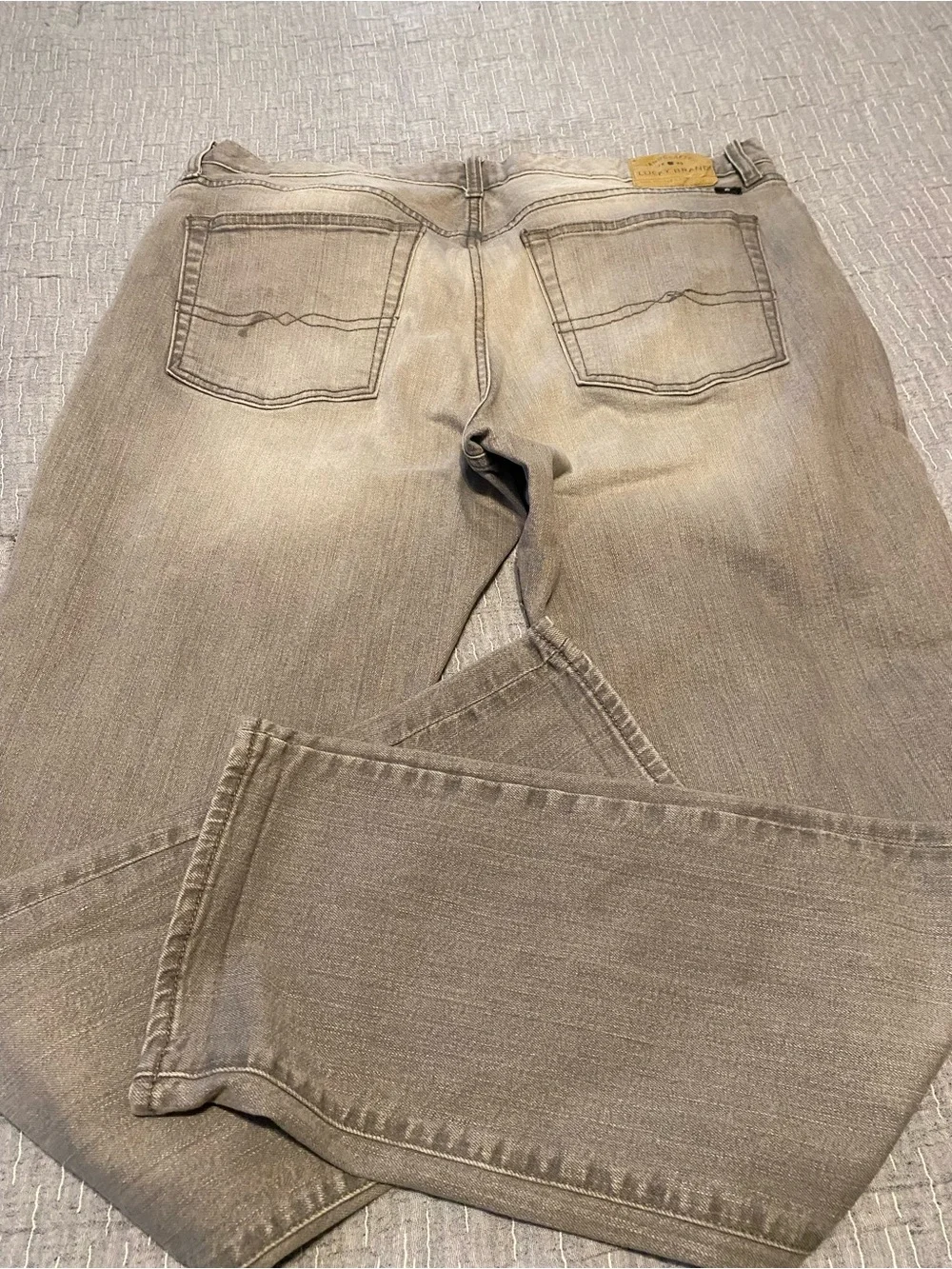 Lucky Brand Men’s Jeans in Faded Taupe